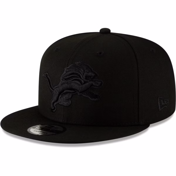 Detroit Lions Adjustable Hat - Black